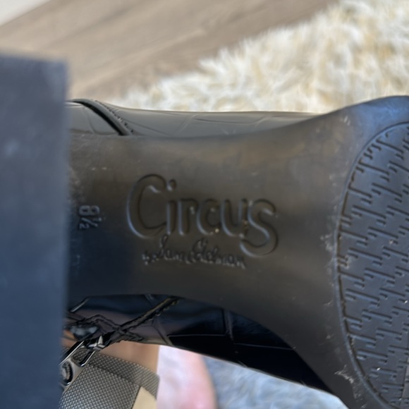 Sam Edelman Circus NY boot worn three times - Picture 3 of 3